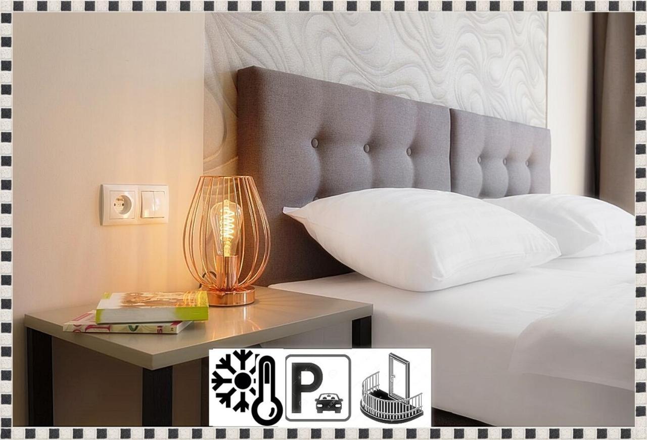 L&L Apartment Old Town Познан Екстериор снимка