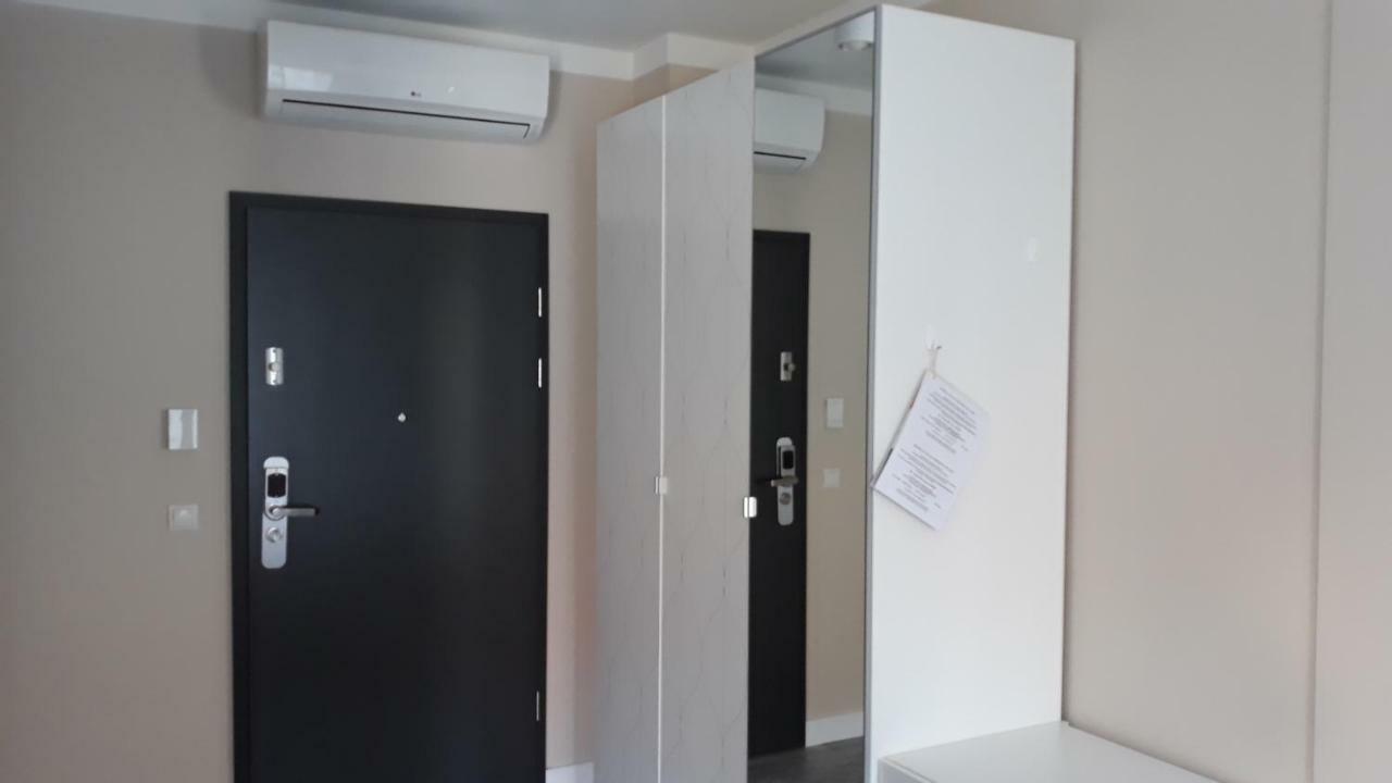 L&L Apartment Old Town Познан Екстериор снимка