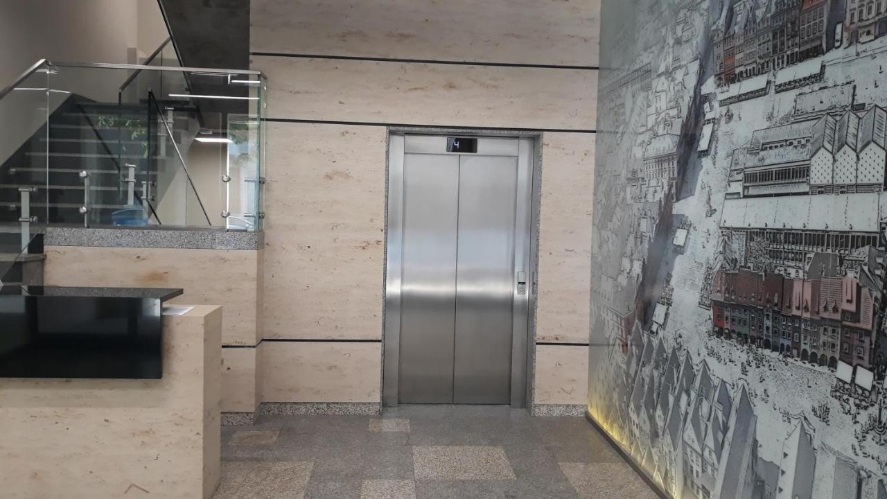 L&L Apartment Old Town Познан Екстериор снимка